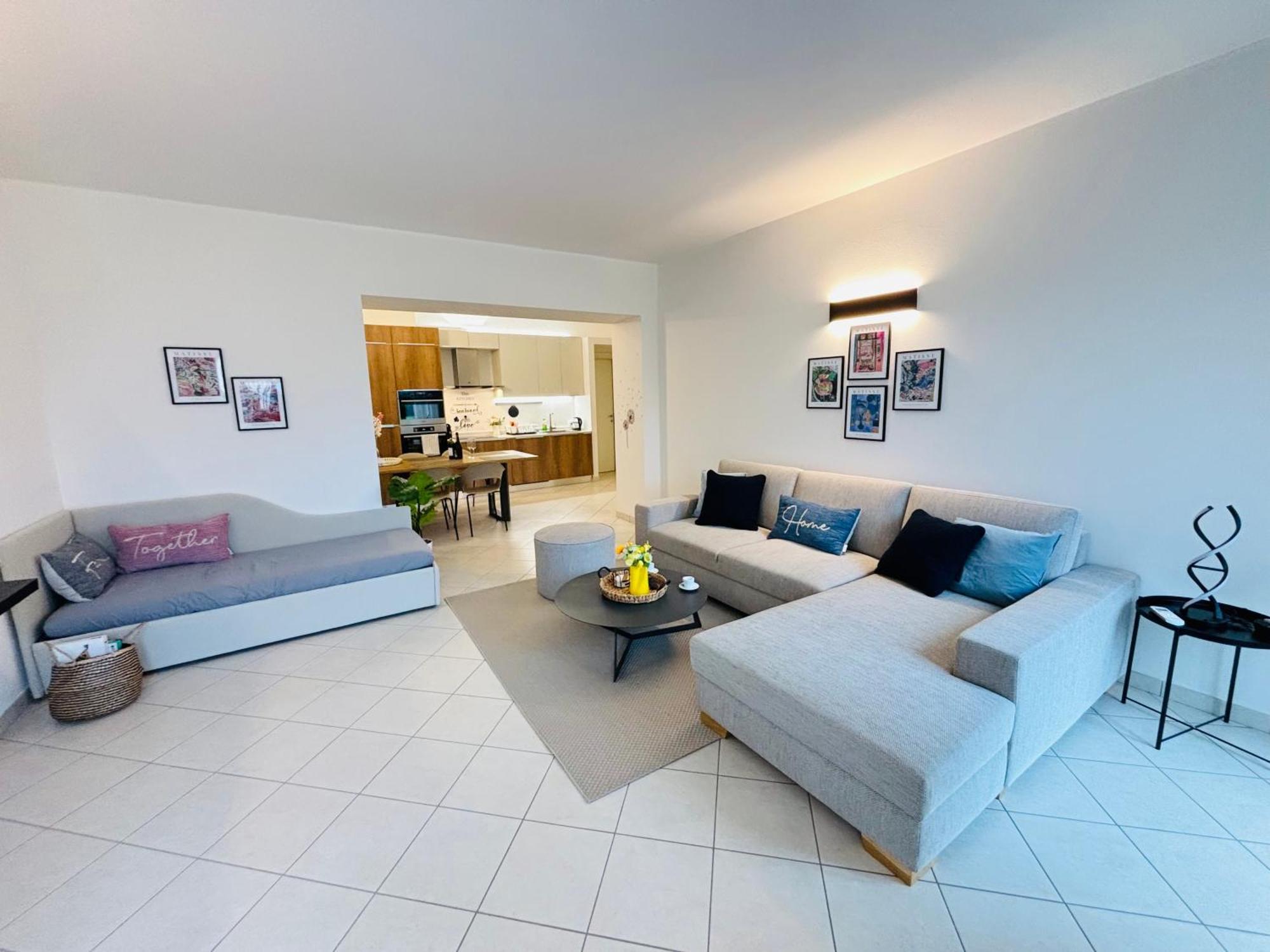 Lago Villa Zen - Apartment With Jacuzzi, Panoramic Views 레노 외부 사진